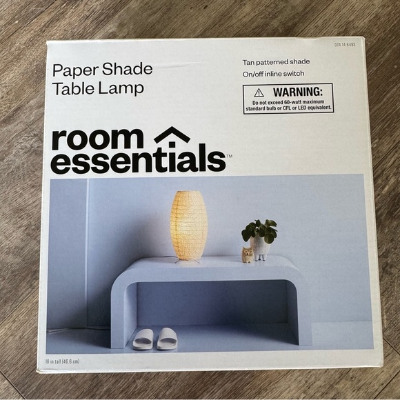 NWT! Room Essentials Paper Shade Table Lamp - Picture 3 of 8